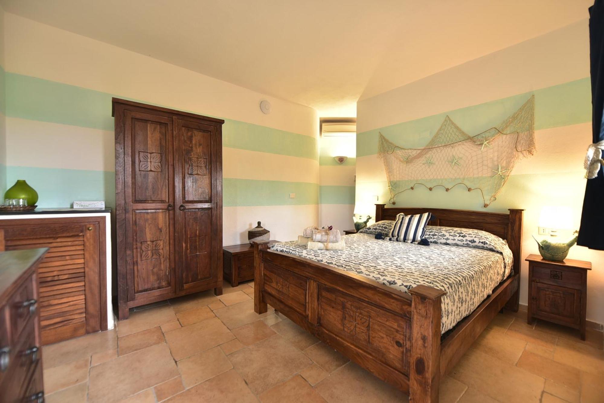 Villa Minda Lodge & View Сан-Теодоро Екстер'єр фото