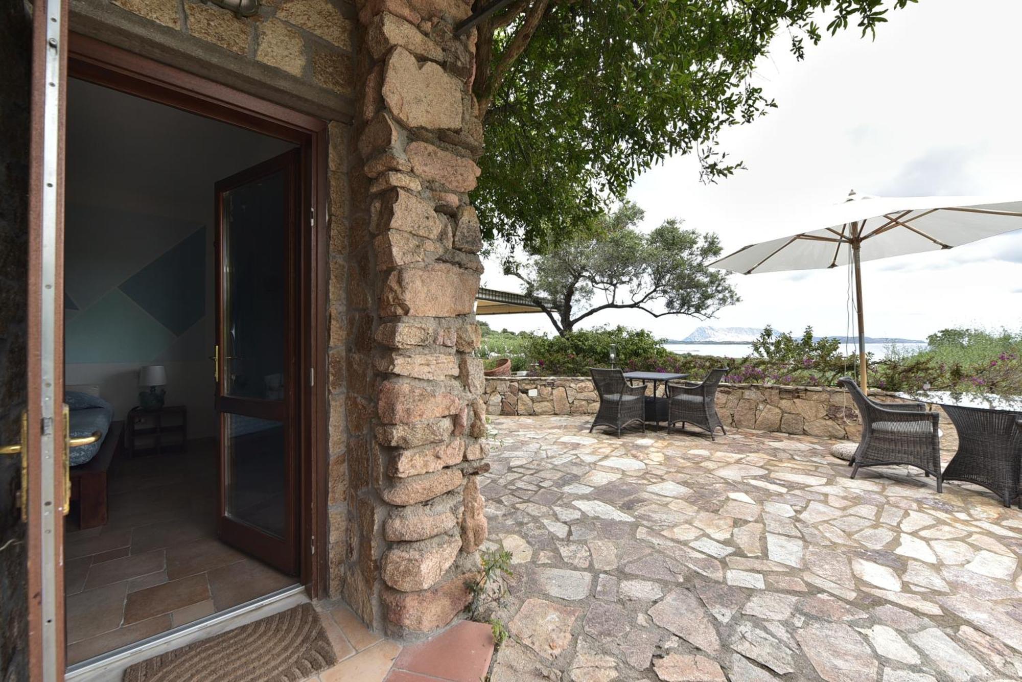 Villa Minda Lodge & View Сан-Теодоро Екстер'єр фото