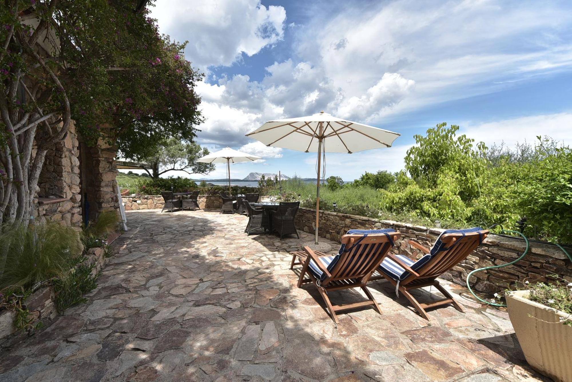 Villa Minda Lodge & View Сан-Теодоро Екстер'єр фото